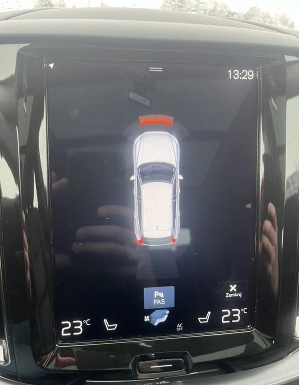 Volvo XC 60 cena 119900 przebieg: 148000, rok produkcji 2019 z Warszawa małe 211